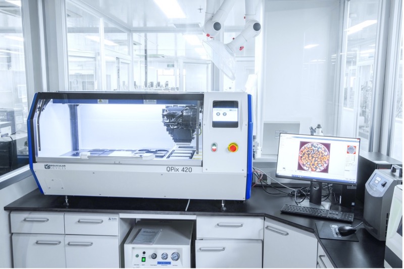 1627820425126099.jpg 研發(fā)-溢多利全自動菌落挑選儀.jpg